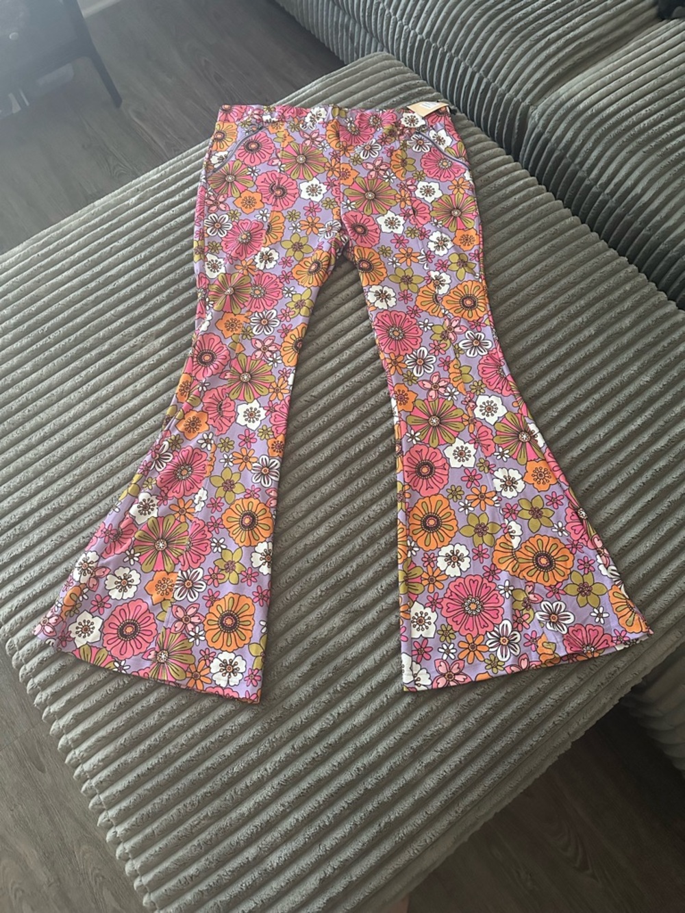 Plus size vintage style flared leggings. 2x NWT!